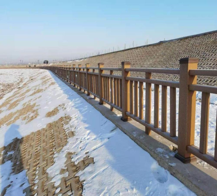 吉林省大禹水利水電建設(shè)有限公司伊通縣伊通河邊路燈護(hù)欄項(xiàng)目