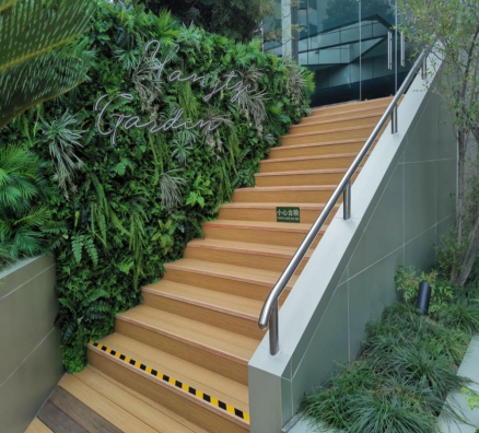 上海揚子江麗笙精選酒店室外露臺項目